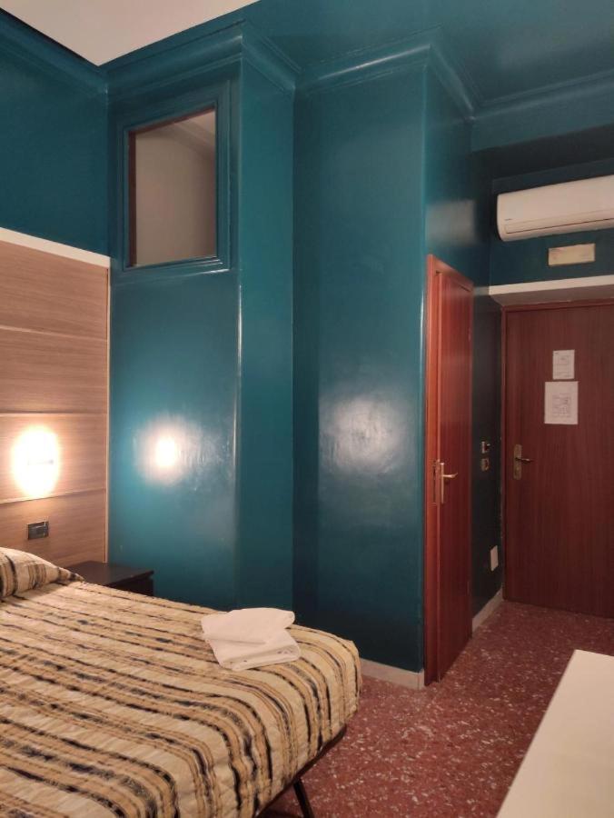 روما Hotel Milazzo المظهر الخارجي الصورة